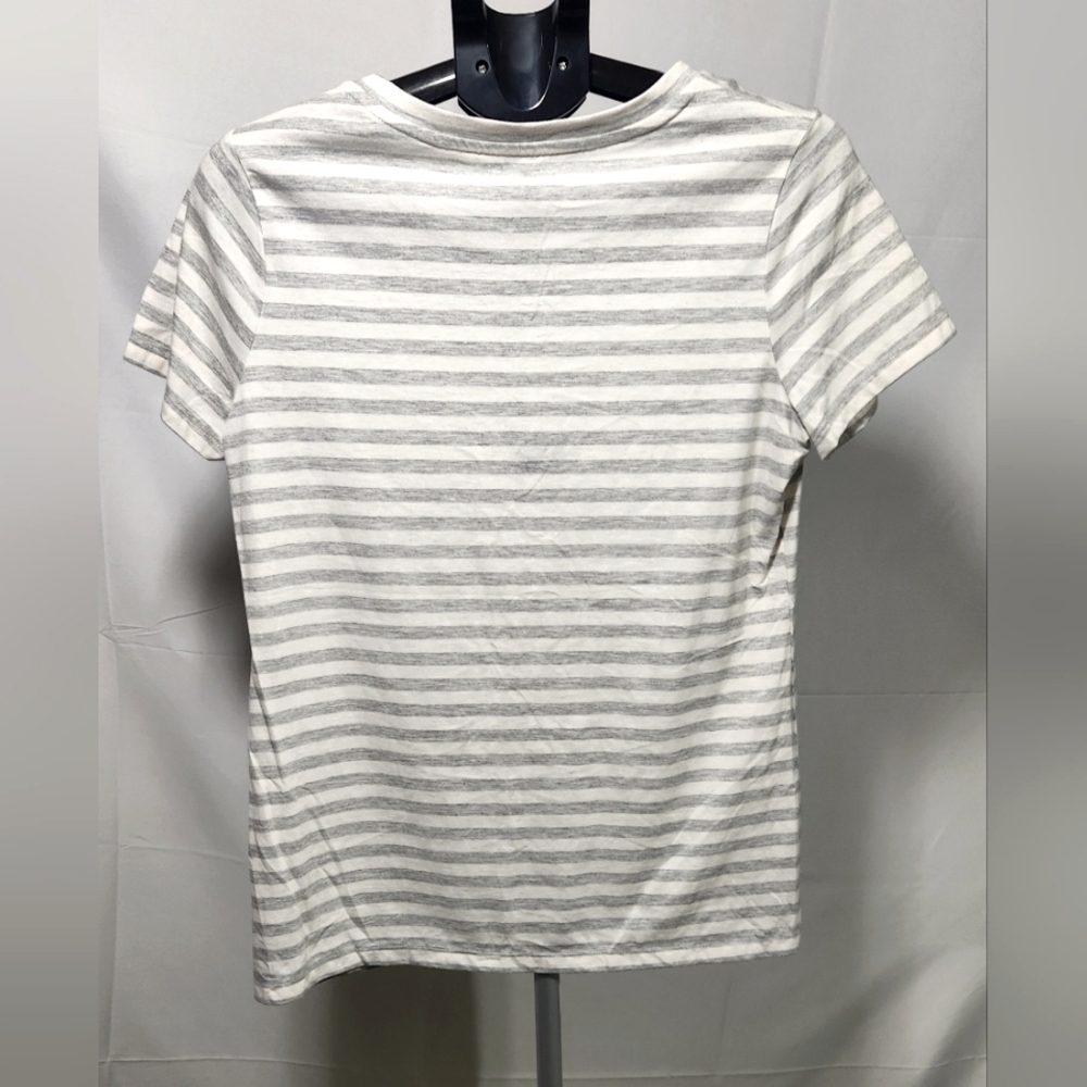 ⚡️🛍 4/$20 🛍 Mossimo Supply Co. Women's Gray and White T-Shirt-Size XL - Picture 2 of 6